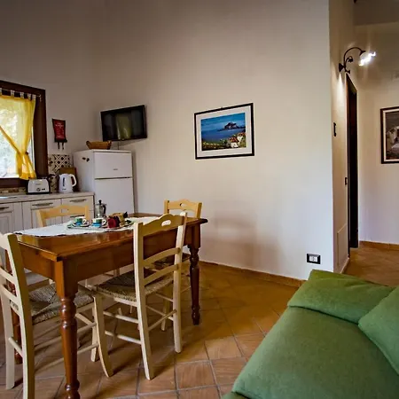Poggio Pozzetti Bauernhof Lascari